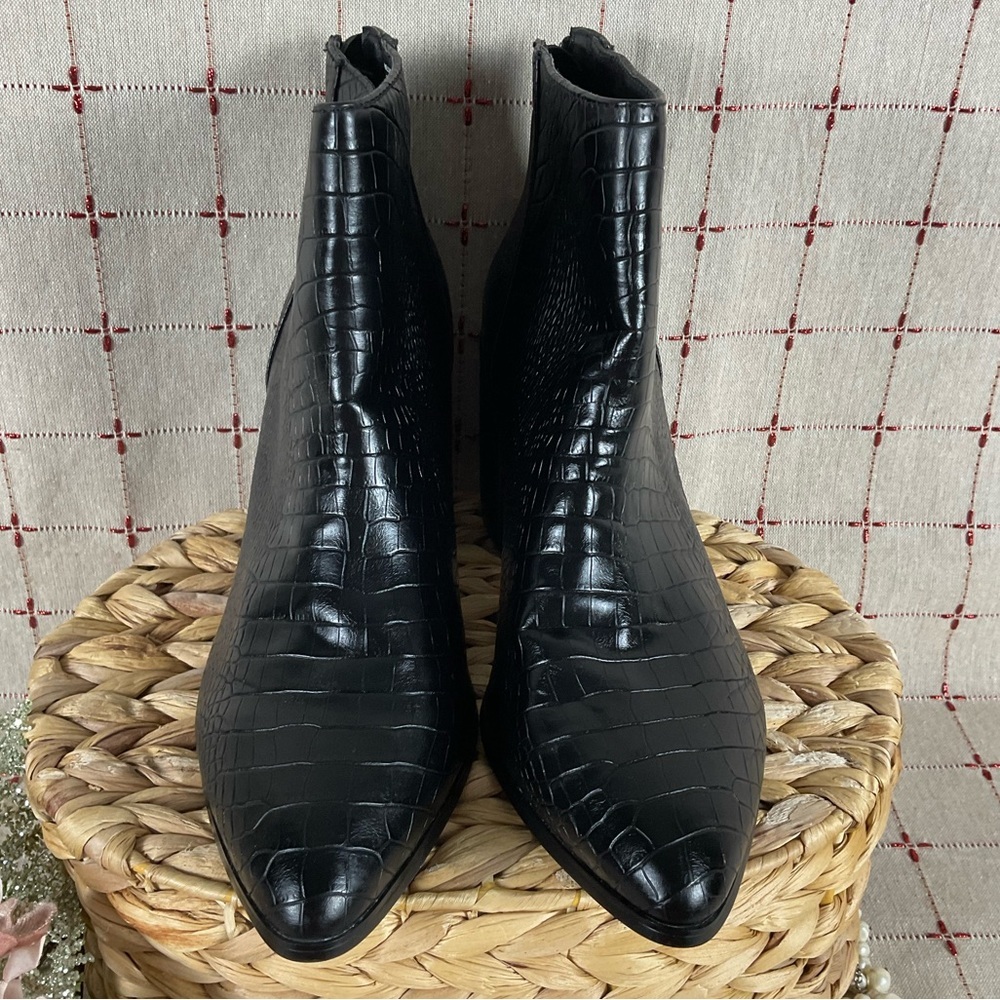 Steve Madden “Julianna” Black Croco Embossed Ankle Boots Size 10 Bootie - Picture 3 of 7